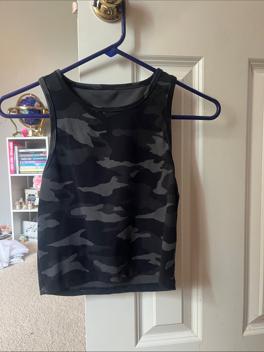 Black Camo Cropped Tank Top